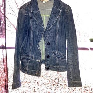 Flawless Dark Denim Jean Cabi Button Up Jacket. Practically Brand New. 🦚